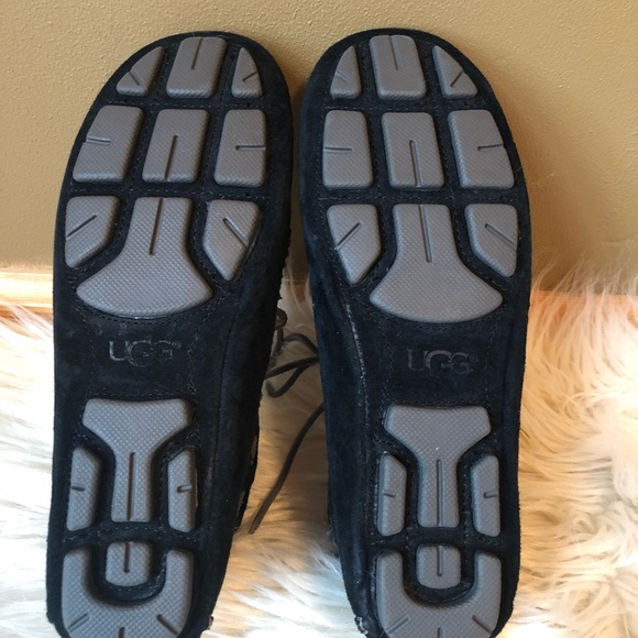 UGG Scootie black ankle booties - Picture 4 of 5